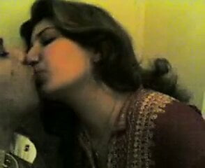 AUNTY KISS N SUK HUBB'S FRIEND DIK
