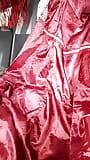 Masturbation, sperma tragend mit rotem satin, mukenah snapshot 6