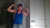 Flexing And Posing! snapshot 3