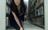 Jazda dildo w bibliotece snapshot 2