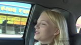 Urocza blondynka nastolatka zostaje zerżnięta na przesłuchaniu modelek snapshot 2