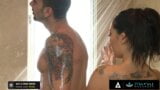Nuru massage - Asa Akira geneest de pijn van mannen door hun lul met haar mond snapshot 6