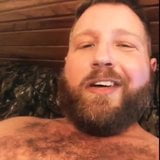 Bearded daddy cums snapshot 1