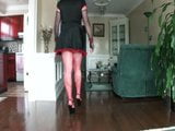 Sissy andando de salto snapshot 3