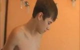 Twink strips down, jacks off snapshot 2