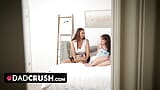 喜欢肛交的继父给他的继女上了一堂非常实用的屁股性爱课程 - dadcrush snapshot 4