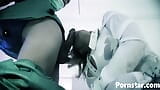 Sexo com fome Valerie Pearl é fodida hardcore por dois garanhões snapshot 8