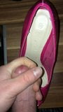 Cumming in Pink High Heel Pumps snapshot 8