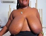 Ebony.bbw. bröst snapshot 10