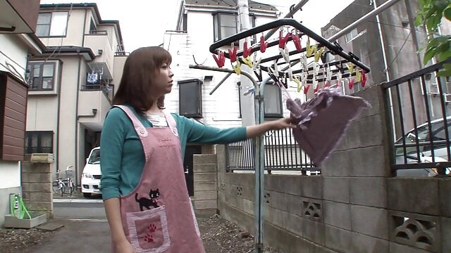 Love between stepsiblings: the forbidden act of Japanese teen fucking her stepdad!