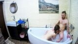 Cặp đôi - vui vẻ trong phòng tắm blowjob và trên khuôn mặt snapshot 13