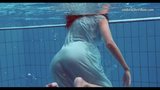 Piyavka Chehova grandes tetas hinchables bajo el agua snapshot 5