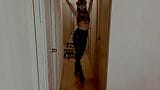 Herrin in High Heels in Lederhosen, Fetisch snapshot 5