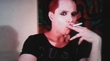 喫煙フェチエリサートの赤いショートヘア snapshot 5