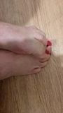 Мои красные ногти на пальцах ног snapshot 4