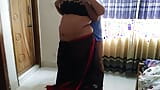 Sexy chache ne khat banane vale ko choda jab vah khat thek kar raha tha - Indian Desi hot Aunty Cowgirl Riding on service man snapshot 14