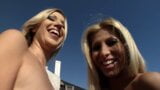 Клара Г і Керол - дві блондинки, які мастурбують snapshot 2