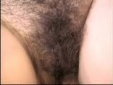 Mujer madura muestra cuerpo con curvas y su hermoso coño peludo snapshot 12