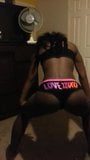 TWERK - Love XOXO snapshot 3