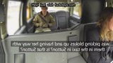 Британская крошка-таксистка сосет член у ее пассажира snapshot 1