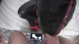 POV-Video von Laura, die auf High Heels und Netzstrumpfhosen auf die Knie gefesselt ist, auf den Mund gefickt und mit riesigem Abspritzen snapshot 2