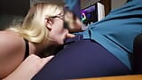 Poniéndose lencería sexy y metiéndose debajo de su escritorio para mamarlo mientras juega. P 1 of 3  - Mama_Foxx94 snapshot 10