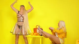 Jelena Karleusa x Dara Bubamara – Serbian, Teacher, Celebrity ...