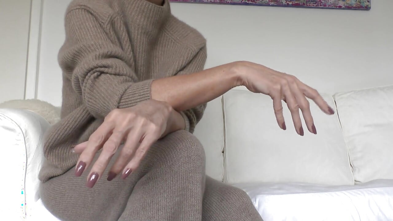 Lady Victoria Valente - Cashmere Knit Outfit, Beautiful Hands, Cocoa Fingernails, Close-ups, JOI