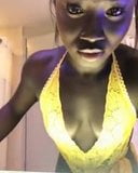 Удивительная офигенная попка темнокожей девушки snapshot 4