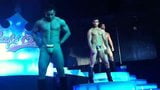 Aserbaidschanische Männer erotische Tanzshow snapshot 6
