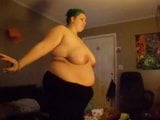 Fat wife playing just dance - CassianoBR snapshot 2