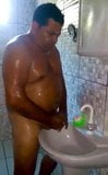 Gordito masturbándose snapshot 4