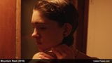 Karin Eaton & Natalia Dyer Nacktszenen und Dessous-Filmszenen snapshot 3