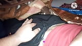 Amiga heterosexual de la escuela muestra una gran polla monstruosa en ropa interior snapshot 5