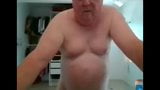 Un papi s'exhibe devant la webcam snapshot 13