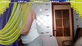 Facciamo una divertente colazione nella cucina di Lukerya. caffè del mattino con flirt caldo su una webcam online. snapshot 6