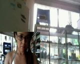 Ragazza webcam al lavoro snapshot 6