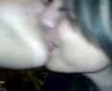 Beso Lesbico snapshot 5