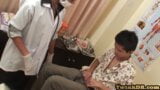 Asia Twink dedada e fodida por médico em duo sem camisinha snapshot 2