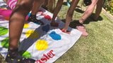 Twister avec les filles snapshot 18