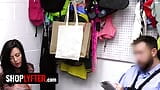 惠特尼在入店后享受的畅爽性爱没有什么比 - shoplyfter snapshot 3