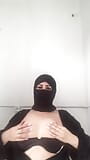 Tunisian woman takes oil on her ass and fingers herself snapshot 4