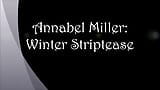 Annabel Miller : strip-tease hivernal snapshot 2