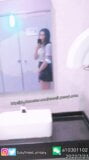 Lynsey masturbasi di depan toilet umum snapshot 5