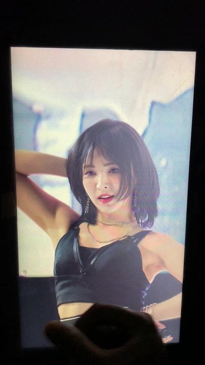 Red Velvet Wendy pocta mrdce