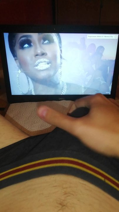 Cum tribute cardi b (předčasné sperma)