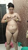 Puja bhabhi, blogues dans la salle de bain snapshot 11