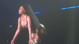 Nicki Minaj - Anaconda (вживую), Париж, Зенит (26.03.2015) snapshot 6