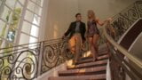ブロンディが階段で欲求不満な男をイマラチオ snapshot 2