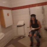 Peeing snapshot 4